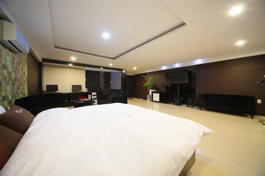 Iris Motel Busan Exterior foto