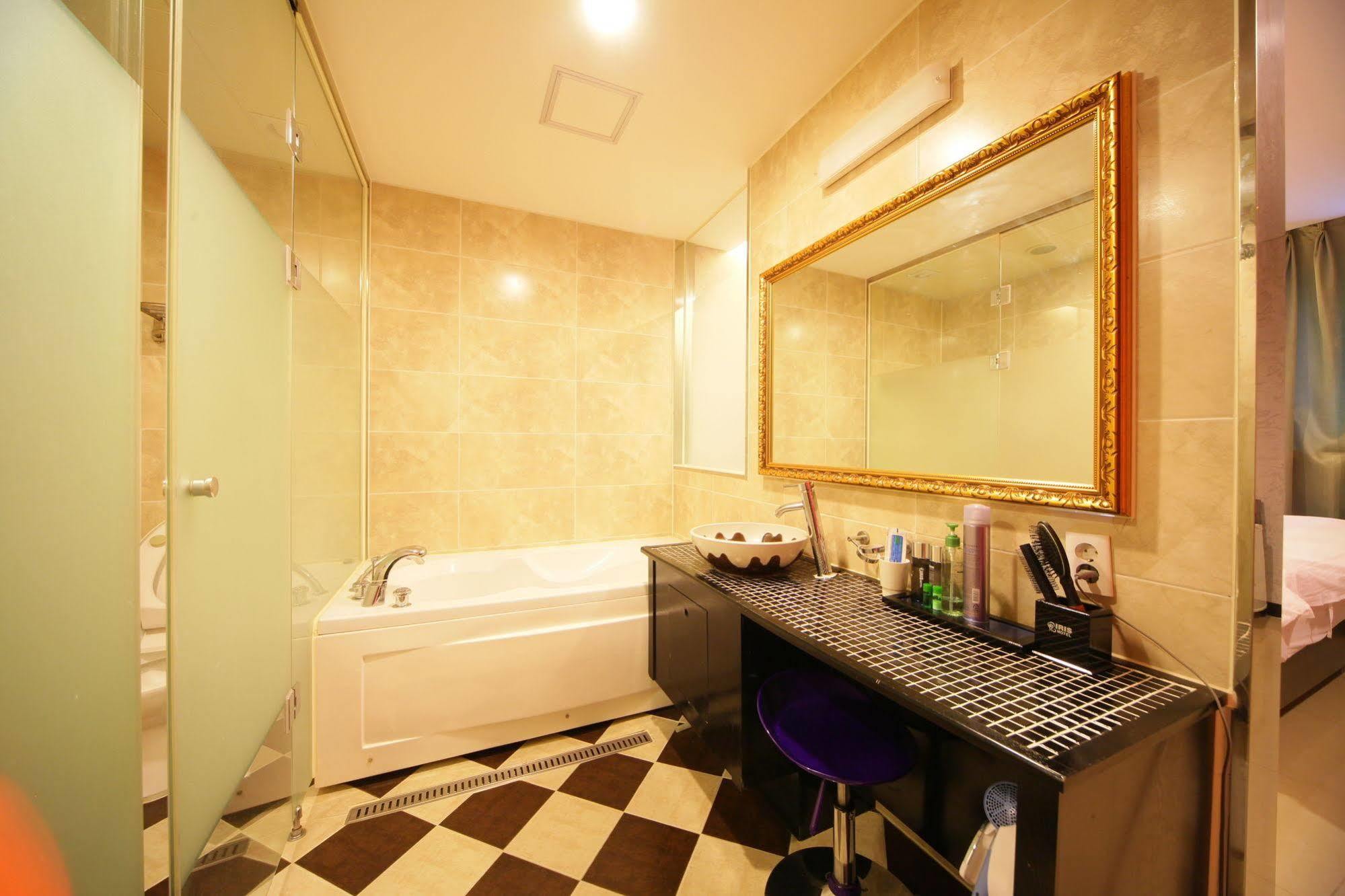 Iris Motel Busan Exterior foto